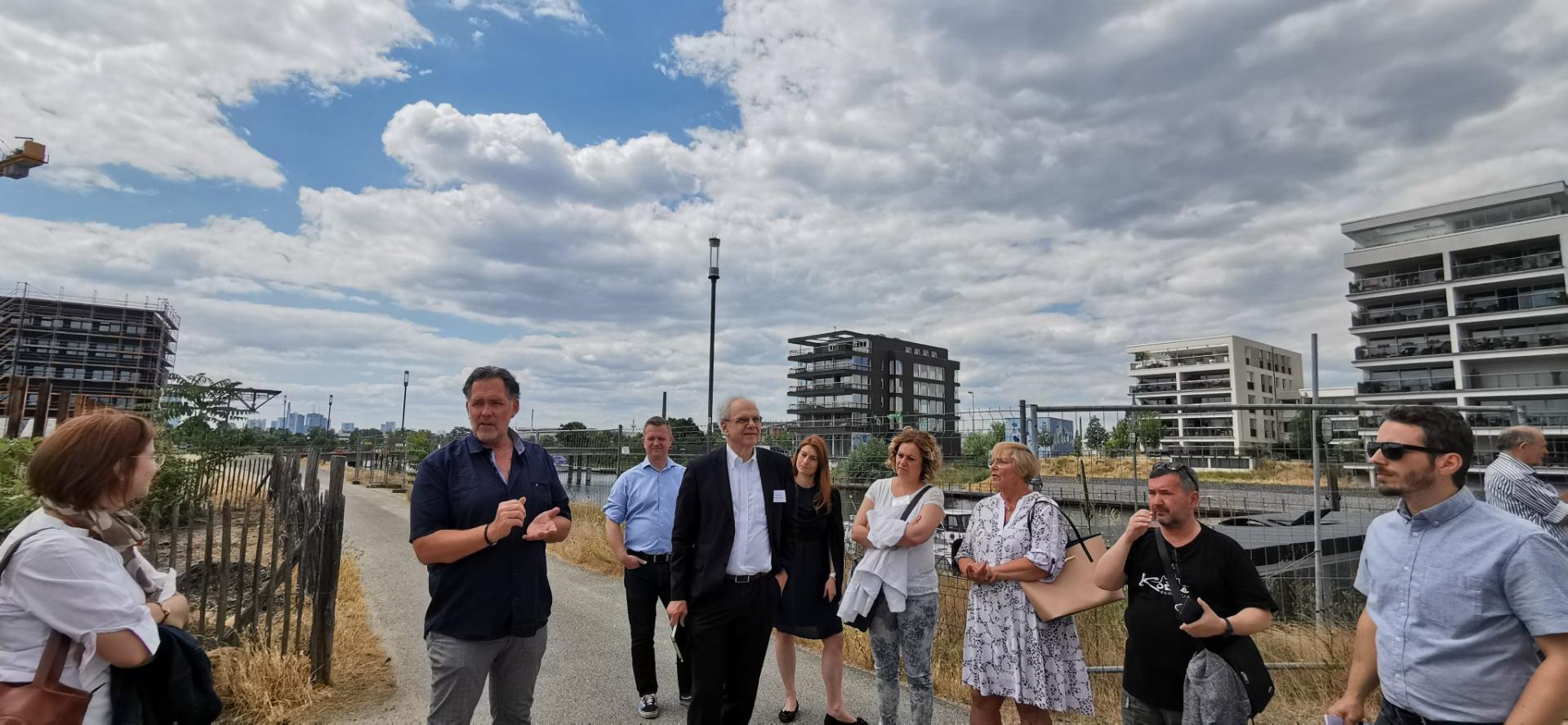 Mainstreaming integration