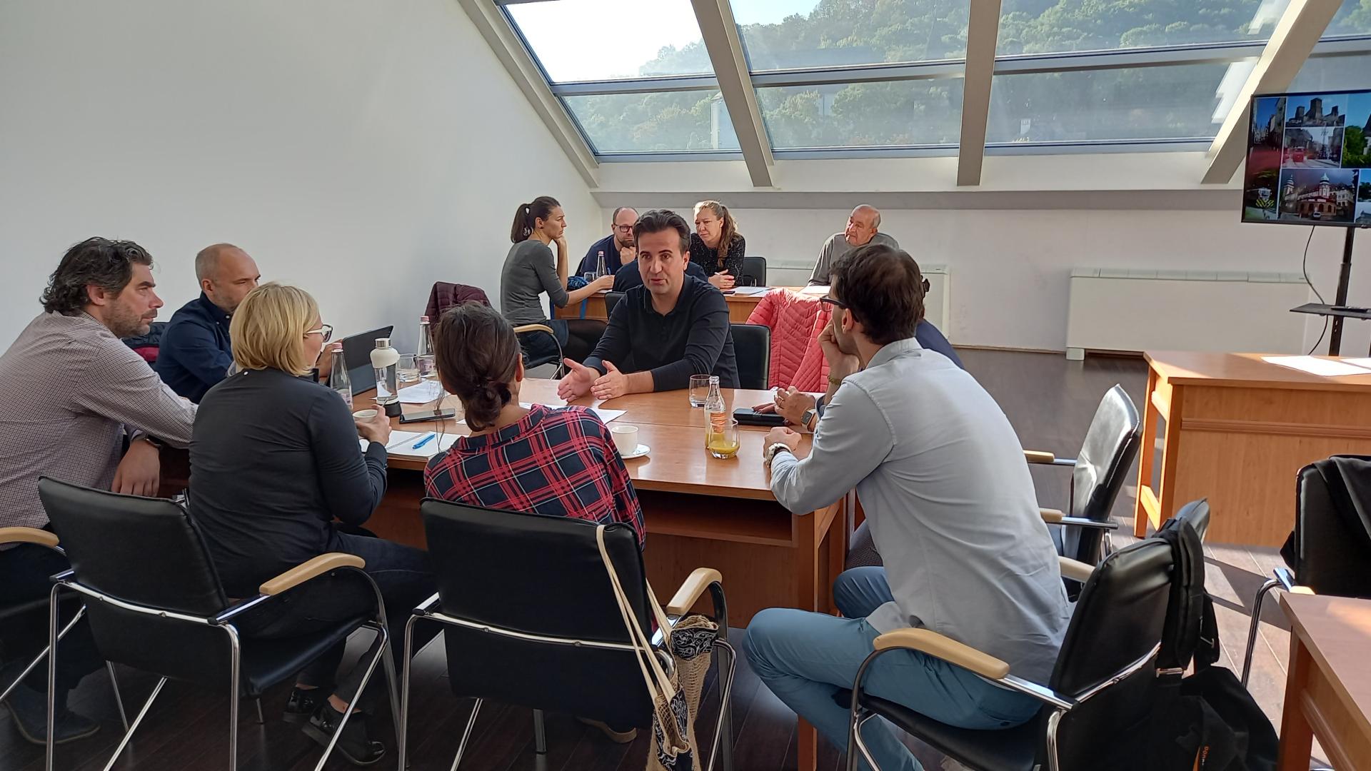 Szolgáltatásokkal segítik a 4IM projektben résztvevő családokat