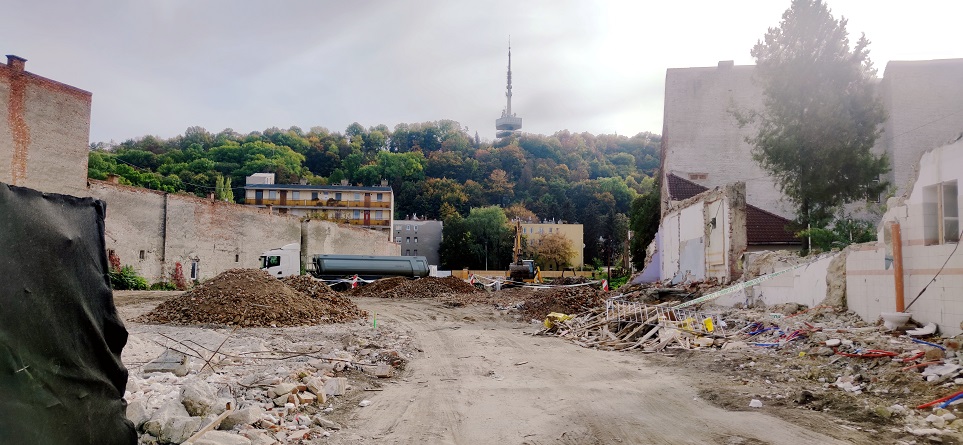 A „tűzfalak városától” a Dayka-áttörésig