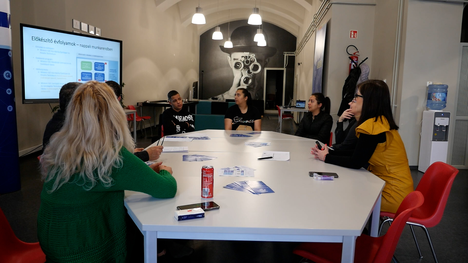 Tanulmányút után vissza az iskolapadba