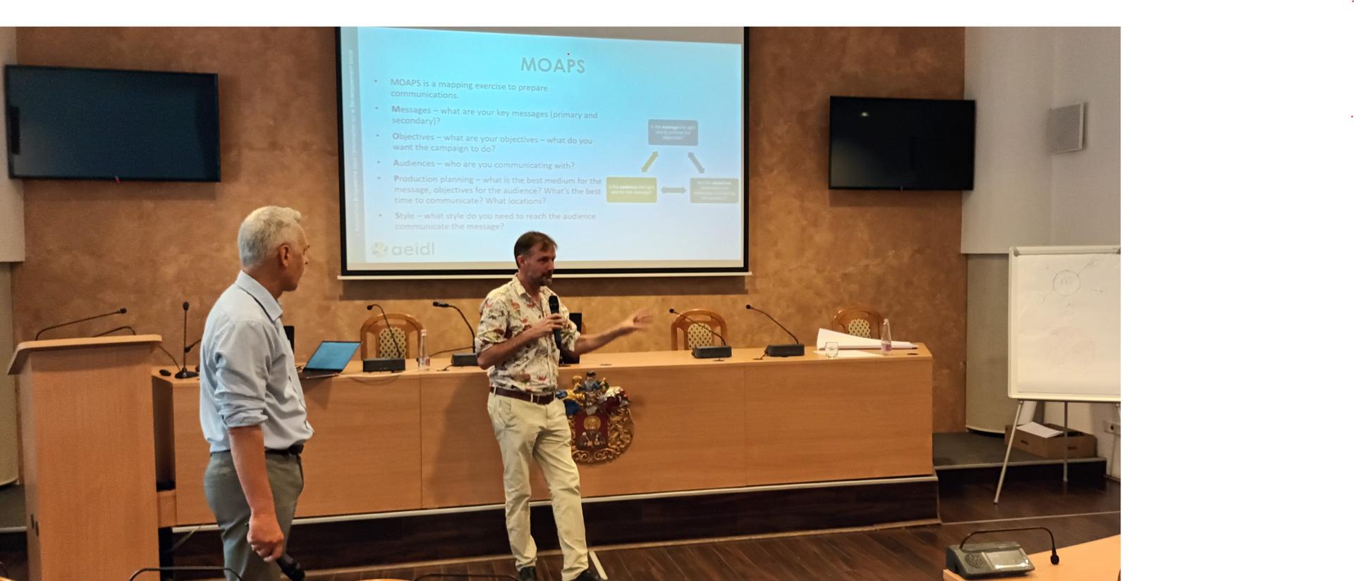 Középpontban a közösségek többirányú fejlesztése